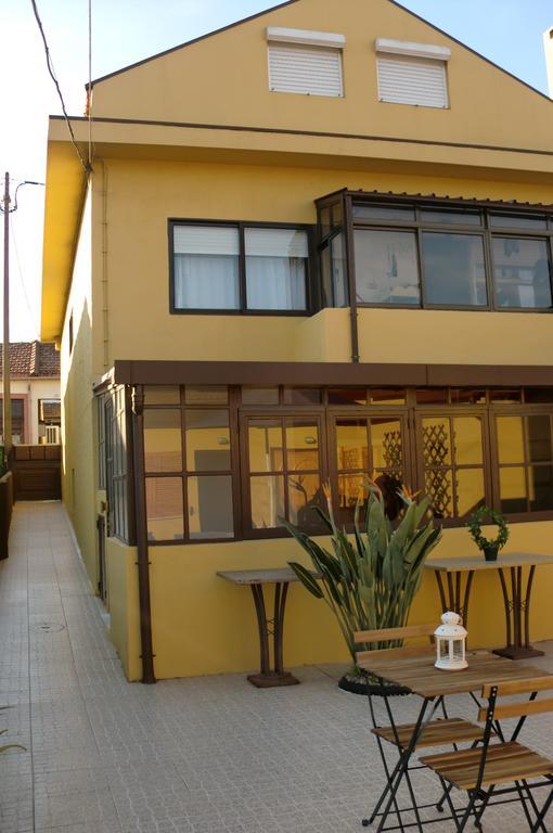 The Yellow House 3 Porto Bagian luar foto